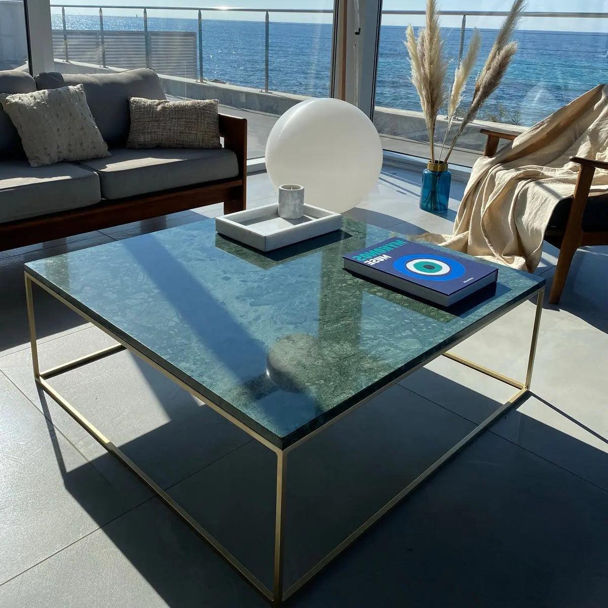 Table Basse Japandi Sei en Marbre vert – Design épuré et piètement minimaliste