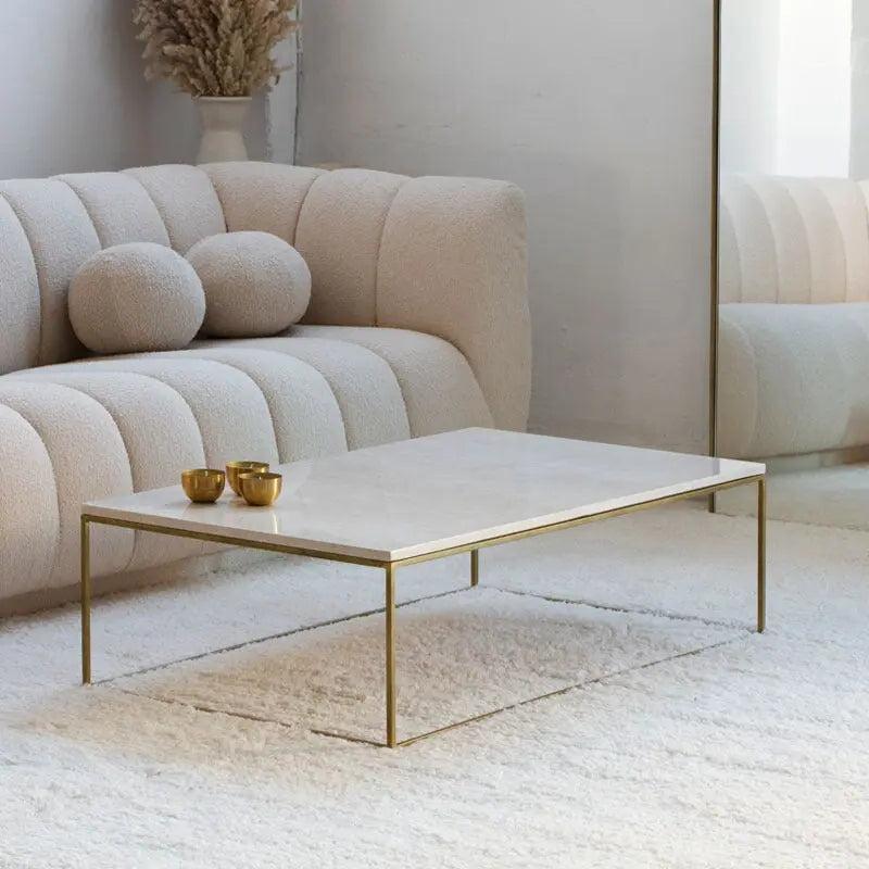 Table Basse Japandi Rindo en Marbre et Métal Doré – Élégance Moderne