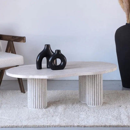 Table basse asymétrique Japandi travertin Kaze – Pièce contemporaine