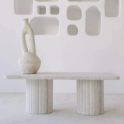 Table basse rectangulaire Japandi Tai en Travertin – Design architectural et raffiné