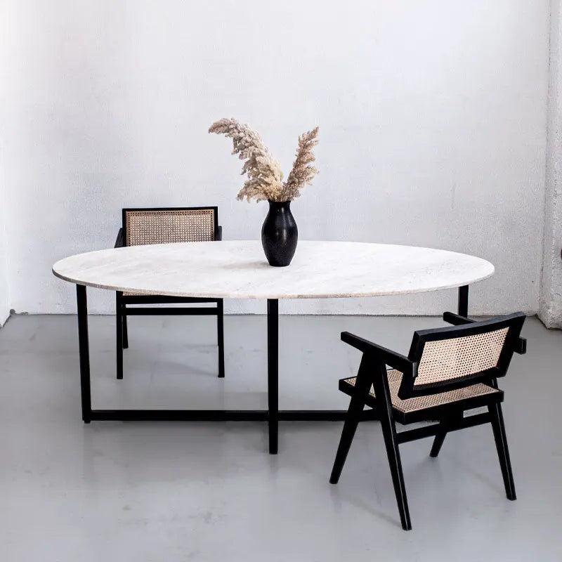 Table à manger ovale Japandi travertin Berg – Piétement métal design