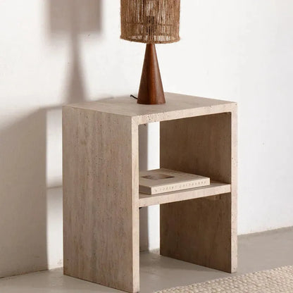 Table de chevet Japandi Travertin naturel Myr | Table d’appoint design