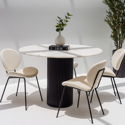 Table à manger Japandi Niji en marbre blanc – Design rond et moderne